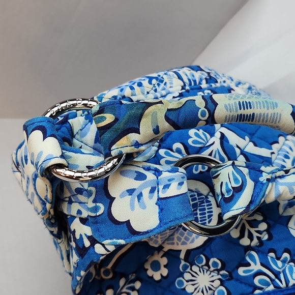 Vera Bradley Shoulder Bag Blue White Floral - Picture 7 of 16